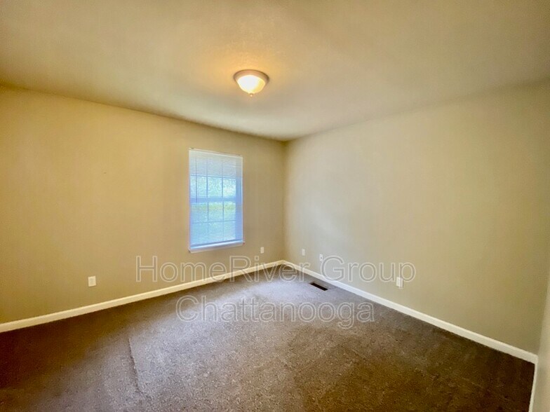Building Photo - 505 Bruning Ln