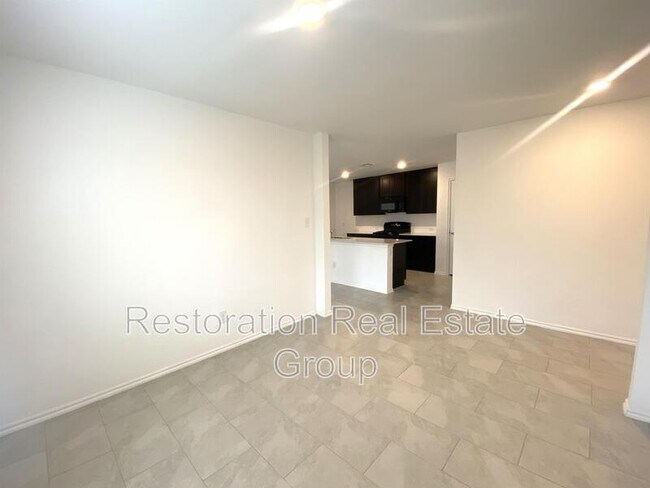 Building Photo - 10921 SW 22nd St