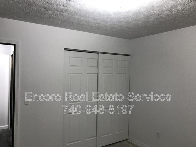 Building Photo - 1241 Green Valley Dr