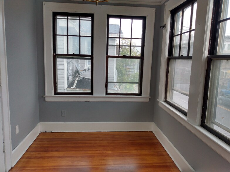 Building Photo - 1181 Clinton Ave