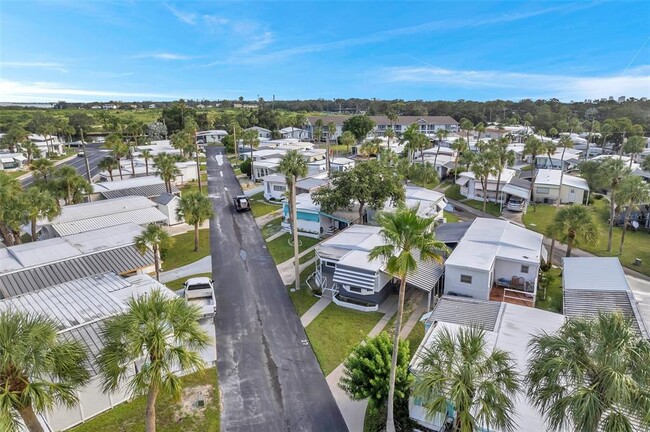 Building Photo - 4851 W Gandy Blvd