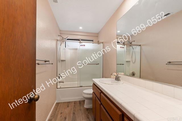 Building Photo - 945 Pinon St
