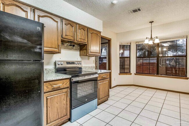 Building Photo - 6327 Heart Pine Dr