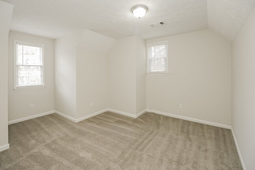 Building Photo - 8148 Tupelo Trail