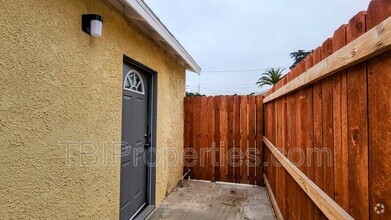 Building Photo - 508 Olive St