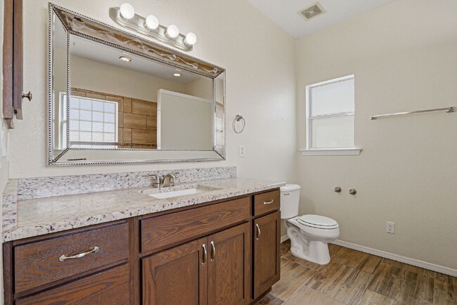 Building Photo - 4-Bedrooms in 79928 with Spacious 1757 Sq Ft – Your Home Awaits!