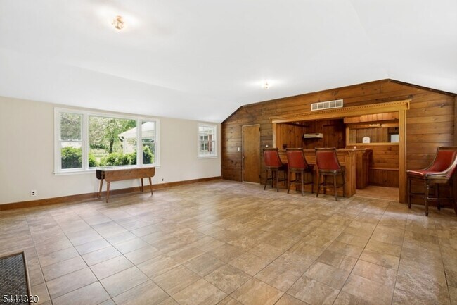 Building Photo - 62 Gaston Rd