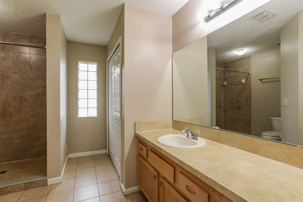 Building Photo - 2955 Waters View Cir