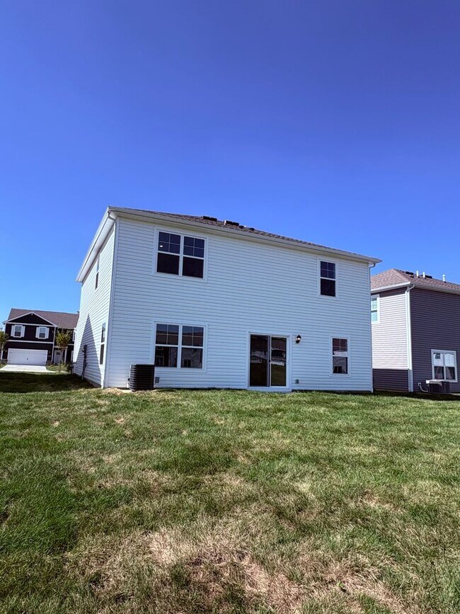 Building Photo - New Build 4-bedroom, 2.5-bath, Pet Friendl...