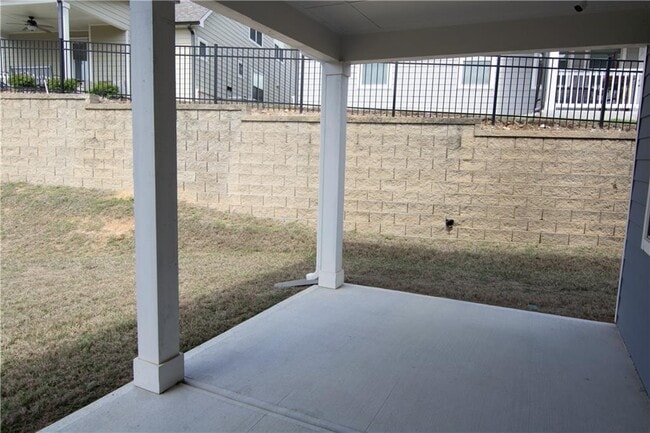 Building Photo - 2472 Knob Crk Rd