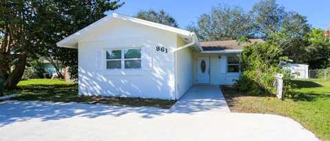 Building Photo - 861 San Remo Ave