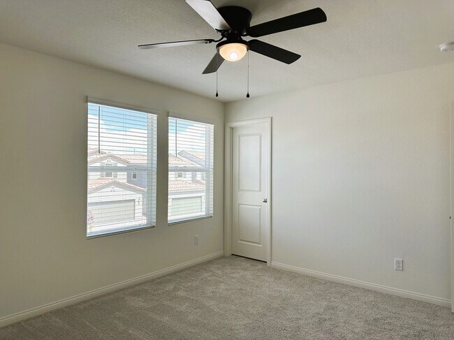 Building Photo - 7057 Dandelion Pk Ave