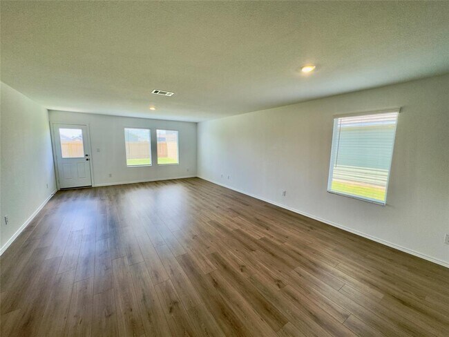 Building Photo - 2221 Cumulus Ct