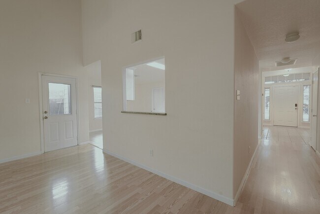 Building Photo - 3319 Painted Meadow Cir