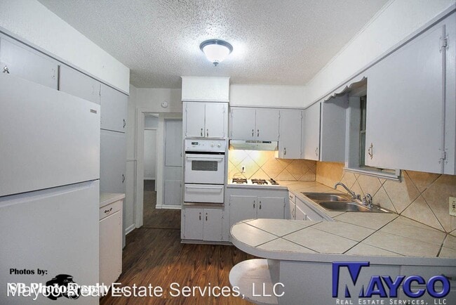 Building Photo - 3 br, 1 bath House - 6325 Timberman Pl.