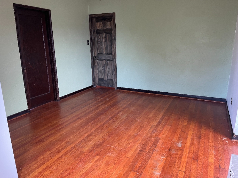 Building Photo - 210 Locust St