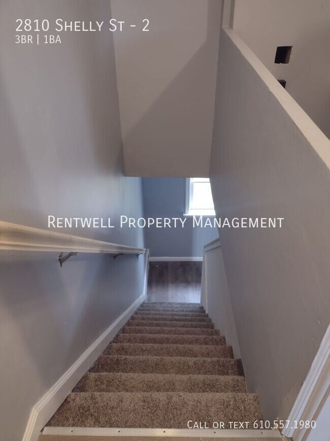Building Photo - 2810 Shelly St