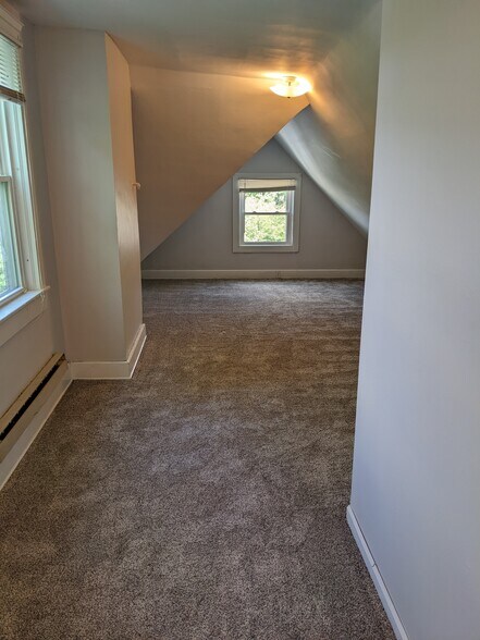 Bedroom 3 - 2939 Cleinview Ave