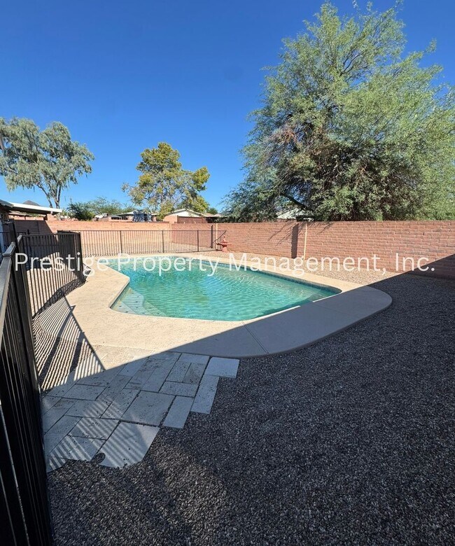 Building Photo - Newly Remodeled Southwest Gem W/ Pool