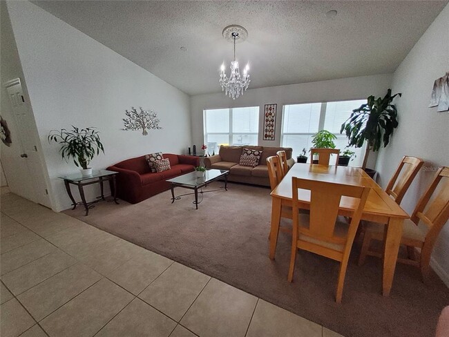 Building Photo - 944 Lockbreeze Dr