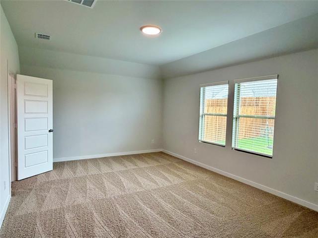 Building Photo - 2203 Heatwave Ln