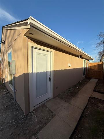 Building Photo - 1135 Holly Glen Cir