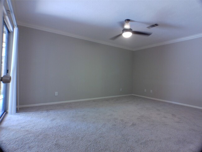 Building Photo - 4422 Haiti Ln