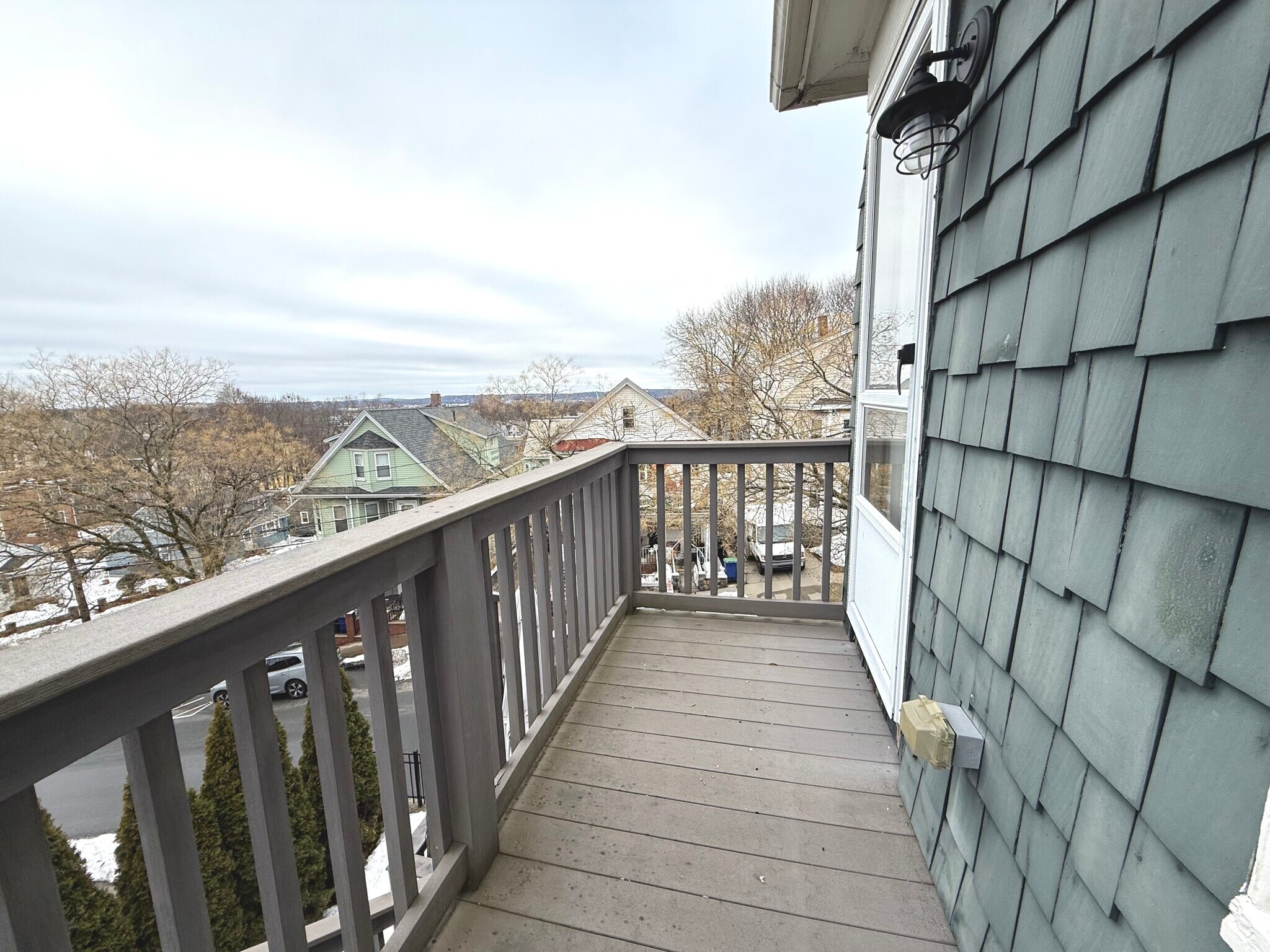 Building Photo - 52 Brastow Ave