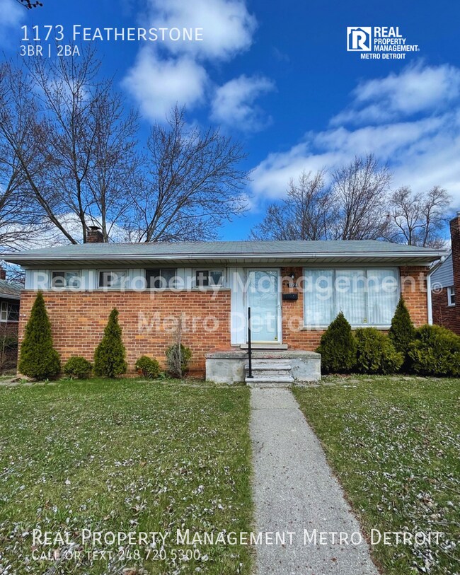 Building Photo - 1173 Featherstone-