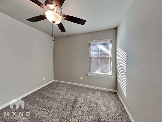 Building Photo - 5340 Riverrun Ct