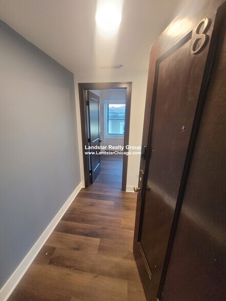 Building Photo - 1241 Chicago Ave