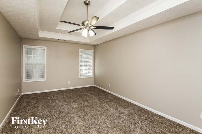 Building Photo - 520 Greenfield Dr