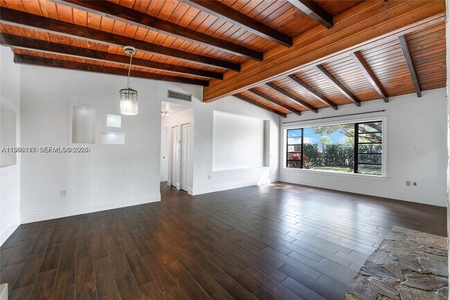 Building Photo - 9005 SW 56th St