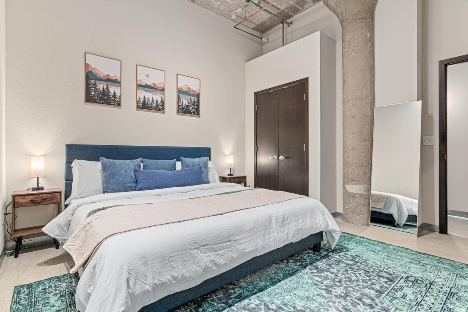 Building Photo - 718 N Washington Ave