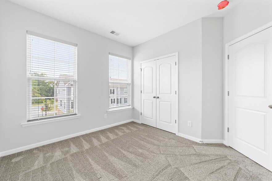 Building Photo - 4323 Reed Creek Dr