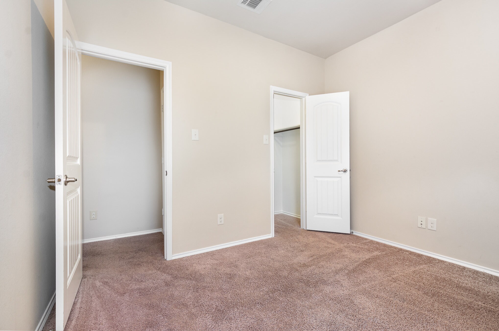 Building Photo - 8813 Deadwood Ln