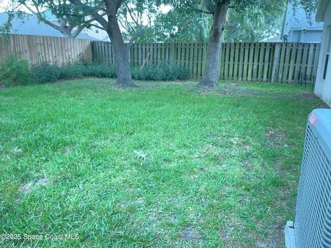 Building Photo - 1044 Sedgewood Cir