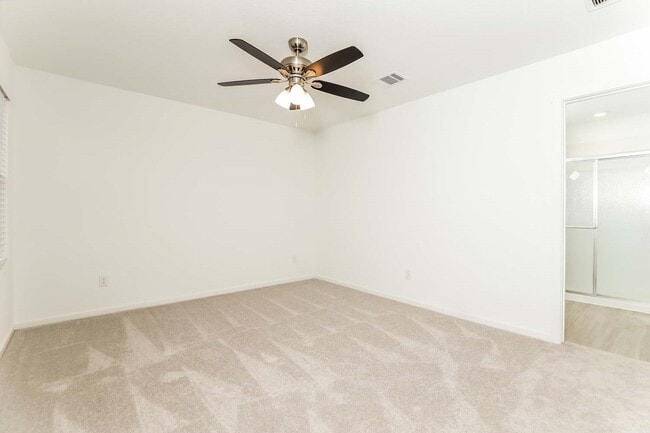 Building Photo - 3322 Rodgers Hl