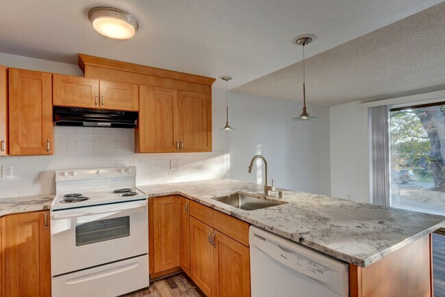 Building Photo - L730 Harrier