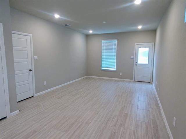 Building Photo - 3013 Pecan Farm Ln