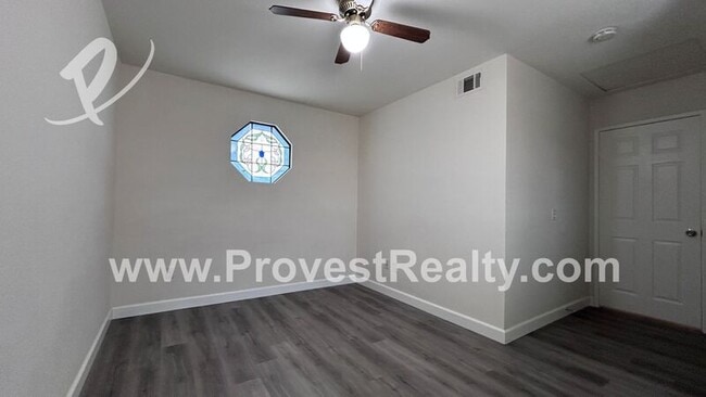 Building Photo - 13141 Quiet Canyon Dr