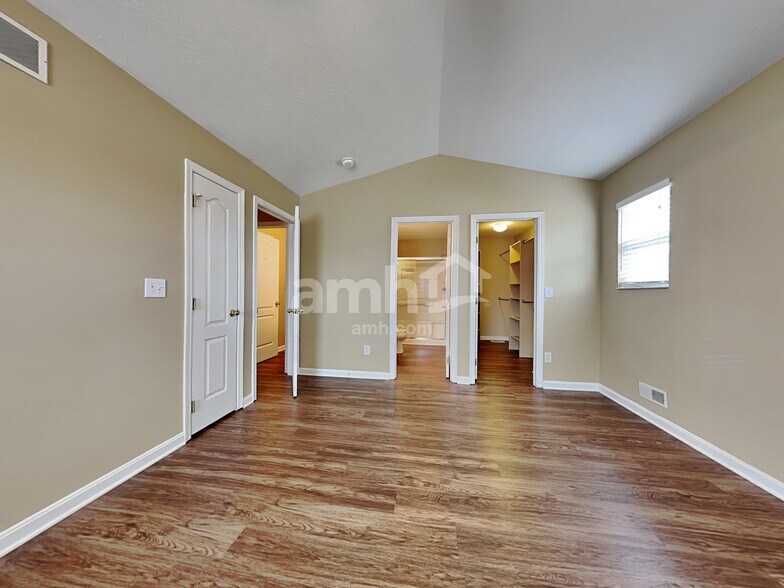 Building Photo - 2610 Schafer Knoll Ct