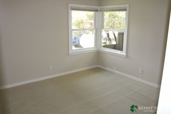 Building Photo - Corner Lot Single Family Home