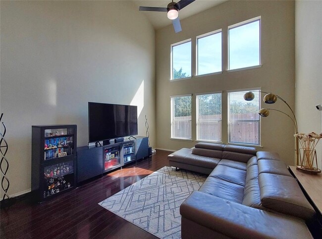 Building Photo - 1436 Lindo Dr