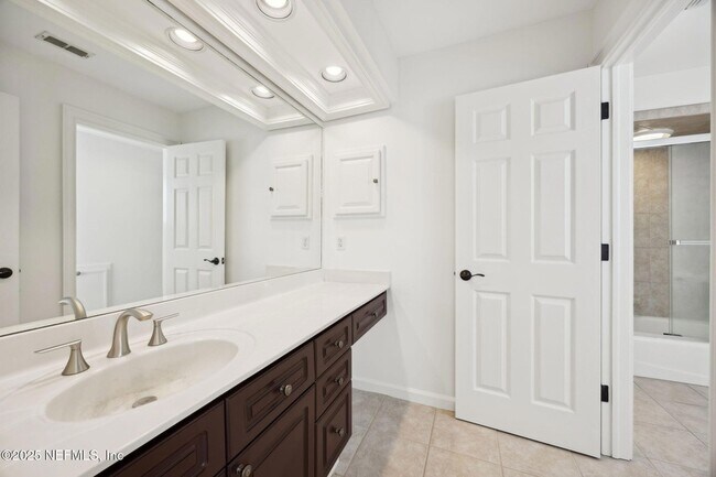 Building Photo - 112 Indian Hammock Ln