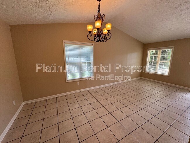 Building Photo - 2270 Turtle Club Dr NE