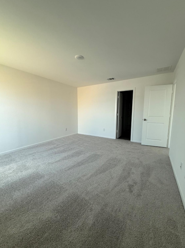 Building Photo - 3061 Fantasy Ter Dr