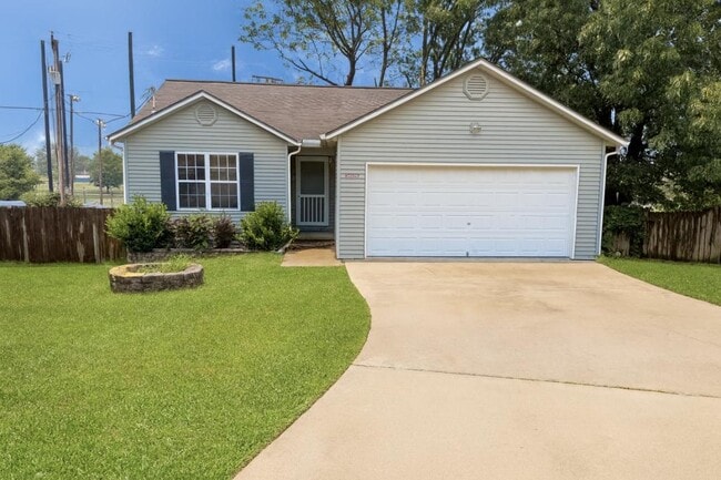 Primary Photo - 3602 Shields Dr