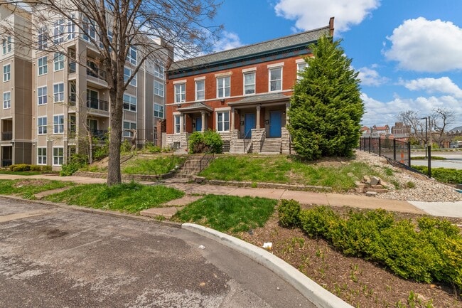 Building Photo - 3813 Forest Park Ave