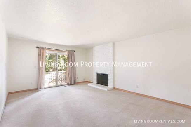 Building Photo - 9803 SW 49th Ave